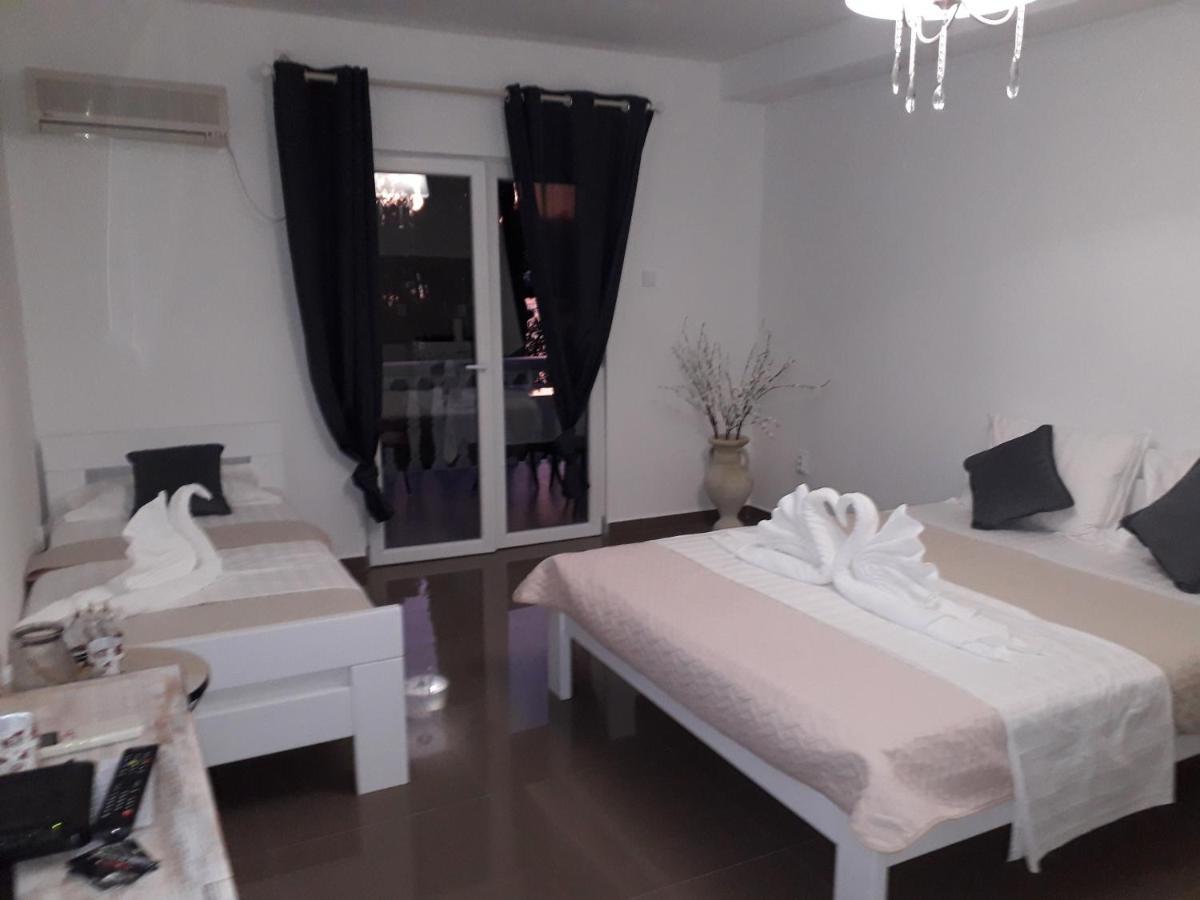 Ana Apartmani สเวติ สเตฟาน ภายนอก รูปภาพ